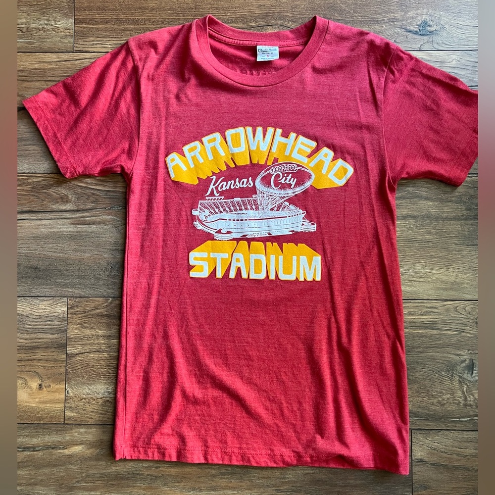 Women’s Kansas City Chiefs Arrowhead Tee